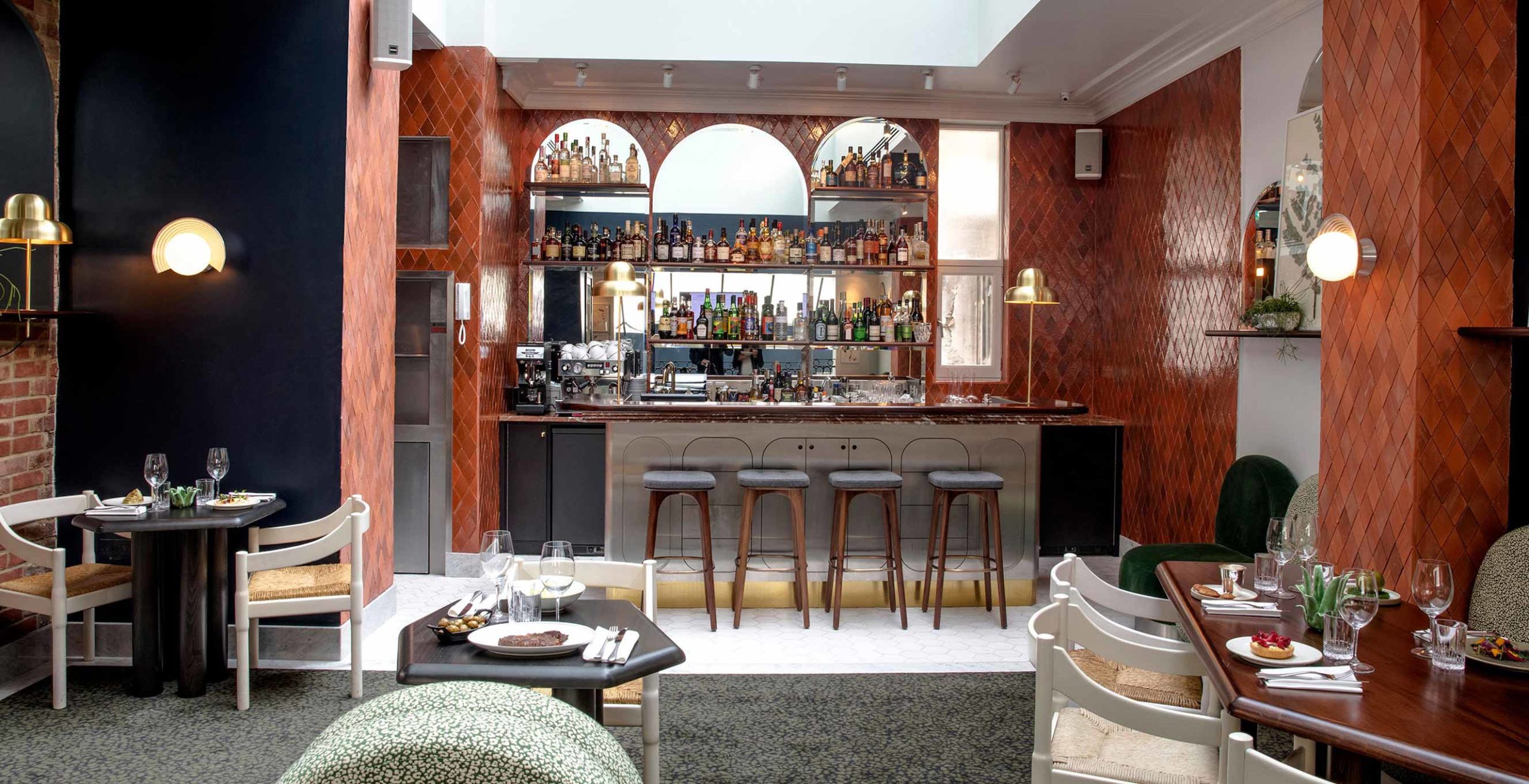 Henrietta Hotel London: Insider's Guide