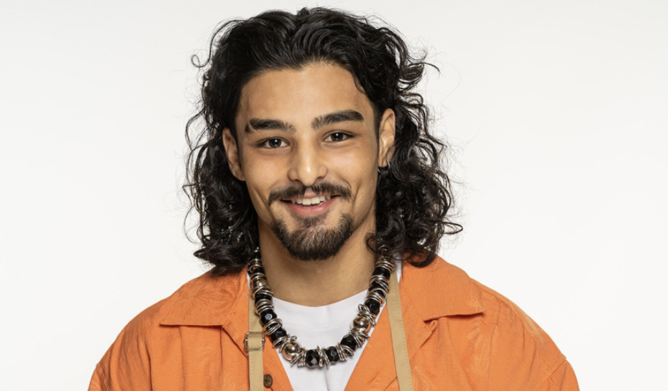 How Does Dylan Succeed On British Bake Off? Pro Advice