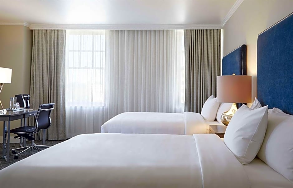 Redmont Hotel Birmingham Curio Collection By Hilton