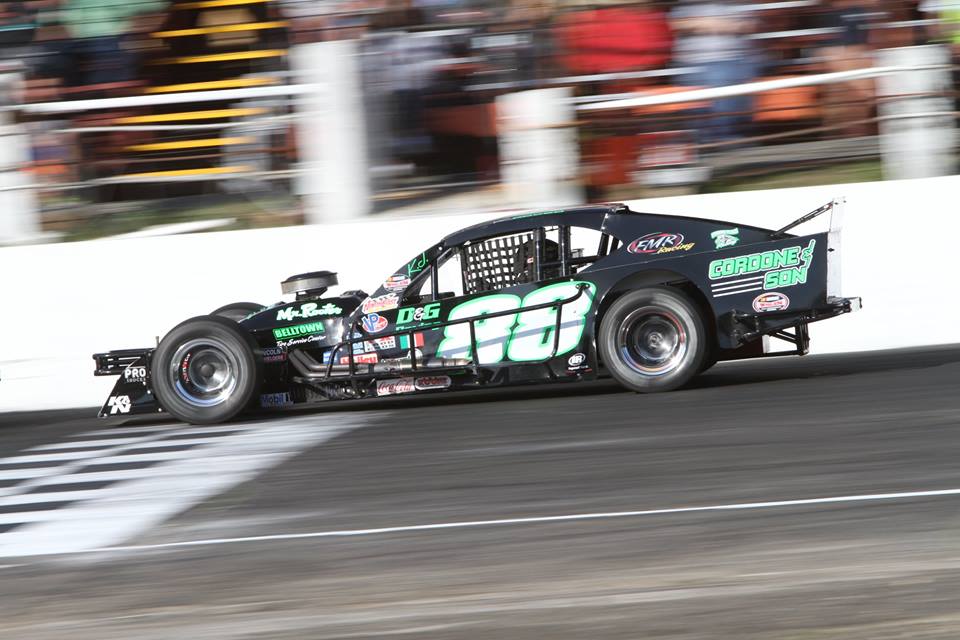 Waterford Speedbowl: Experience Adrenaline In Ct